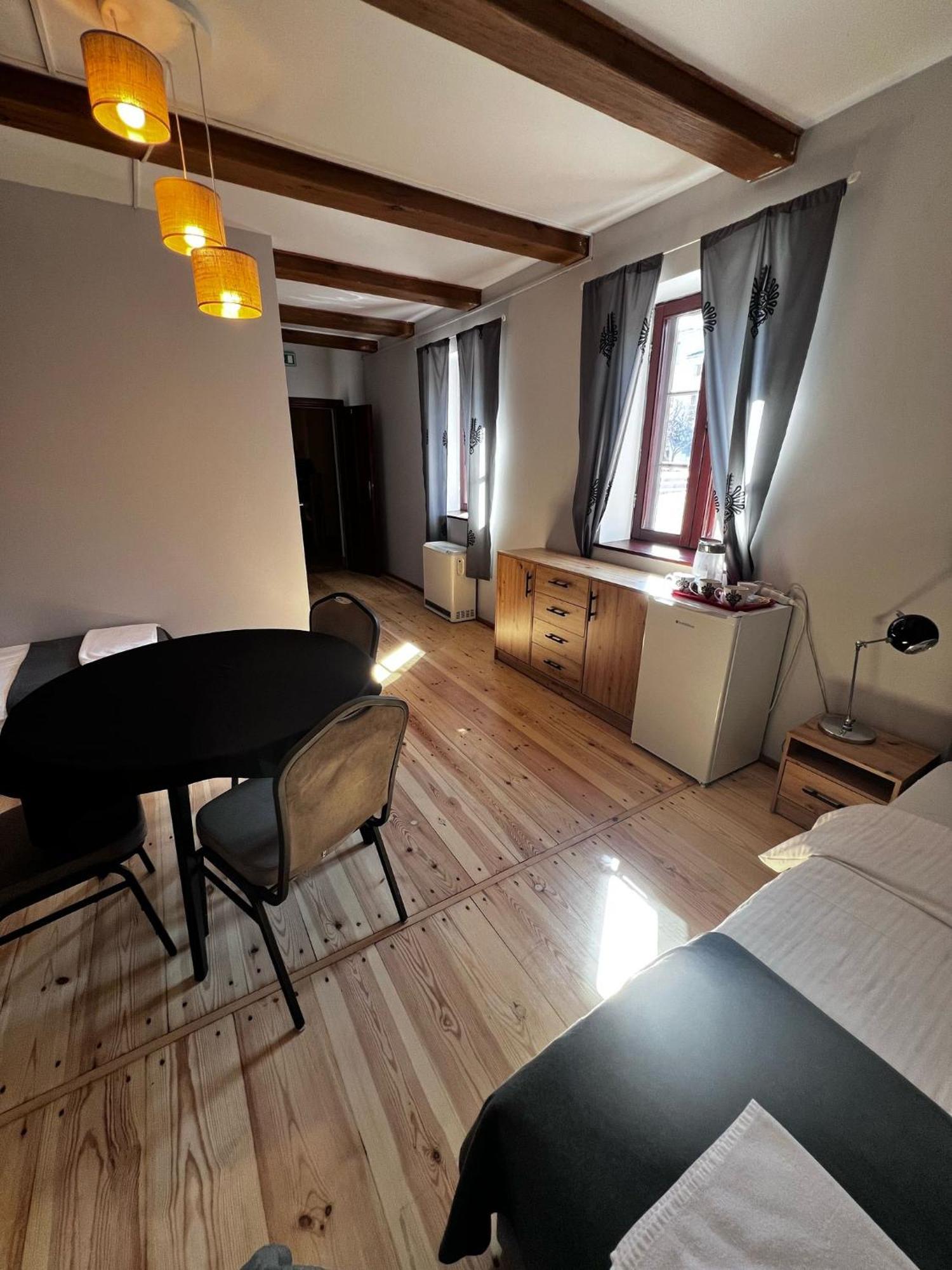 Gosciniec Folkier Pansiyon Zgierz Dış mekan fotoğraf